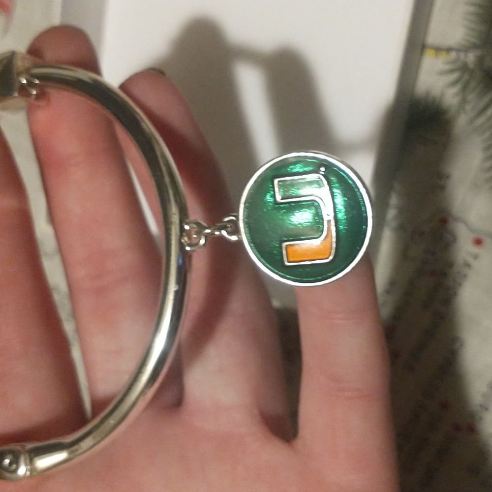 Ashley Bridget UMF Miami Hurricanes Sterling Rhodium-plated Enamel Disk Bracelet - Picture 2 of 6